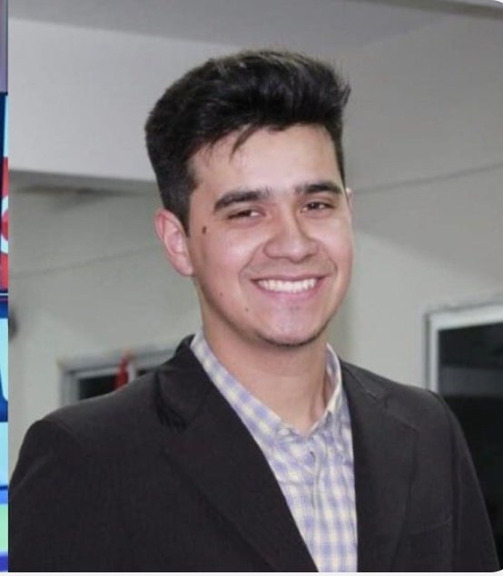 Mis sinceros respetos a William Emery y toda su familia. Si bien no nos conocemos personalmente estuvimos hablando estos días de trabajo y yo le preguntaba de que rama de los Emery era y me contó. Si bien los Emery somos pocos estamos todos juntos y ésta vez no fue ni va a  ser