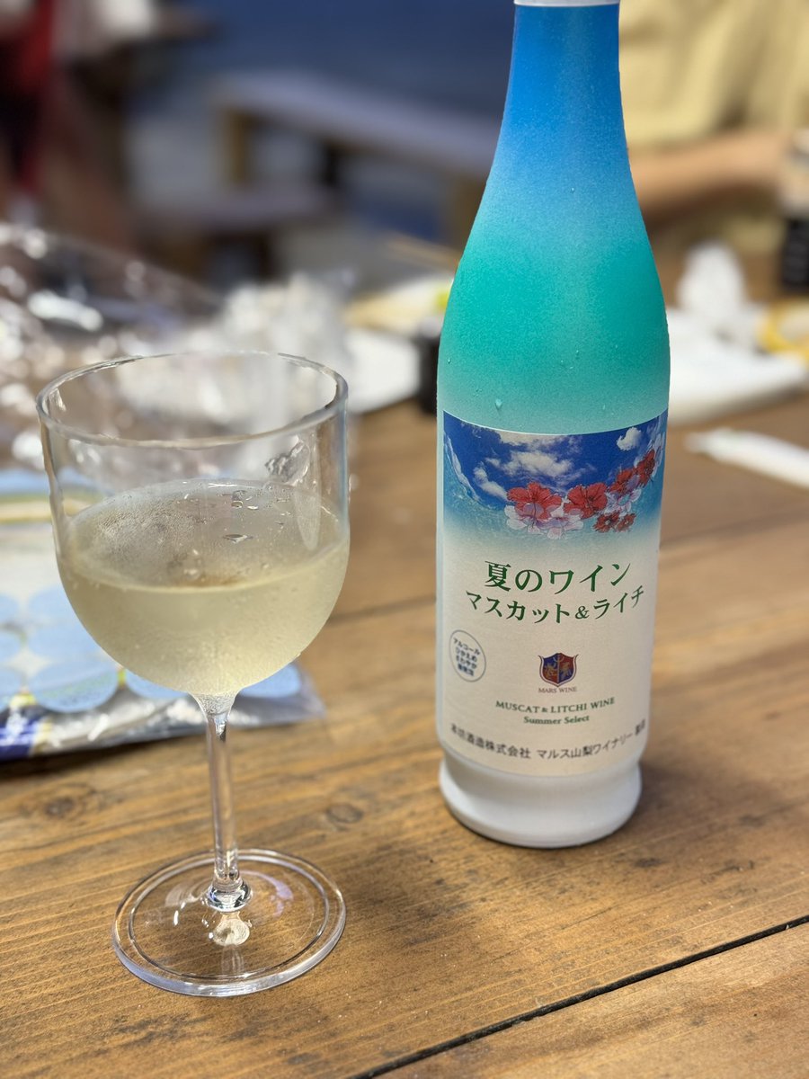 伊豆やまびこ荘へ。
7/30だったのでカムチャッカ半島の地震で津波警報🌊出てて、海岸沿いの民家には避難指示、コンビニも閉店してました。
西湘バイパスも走ってる途中で通行止めになり下道で。
小田和厚木道路もまさかの事故で通行止めでした。