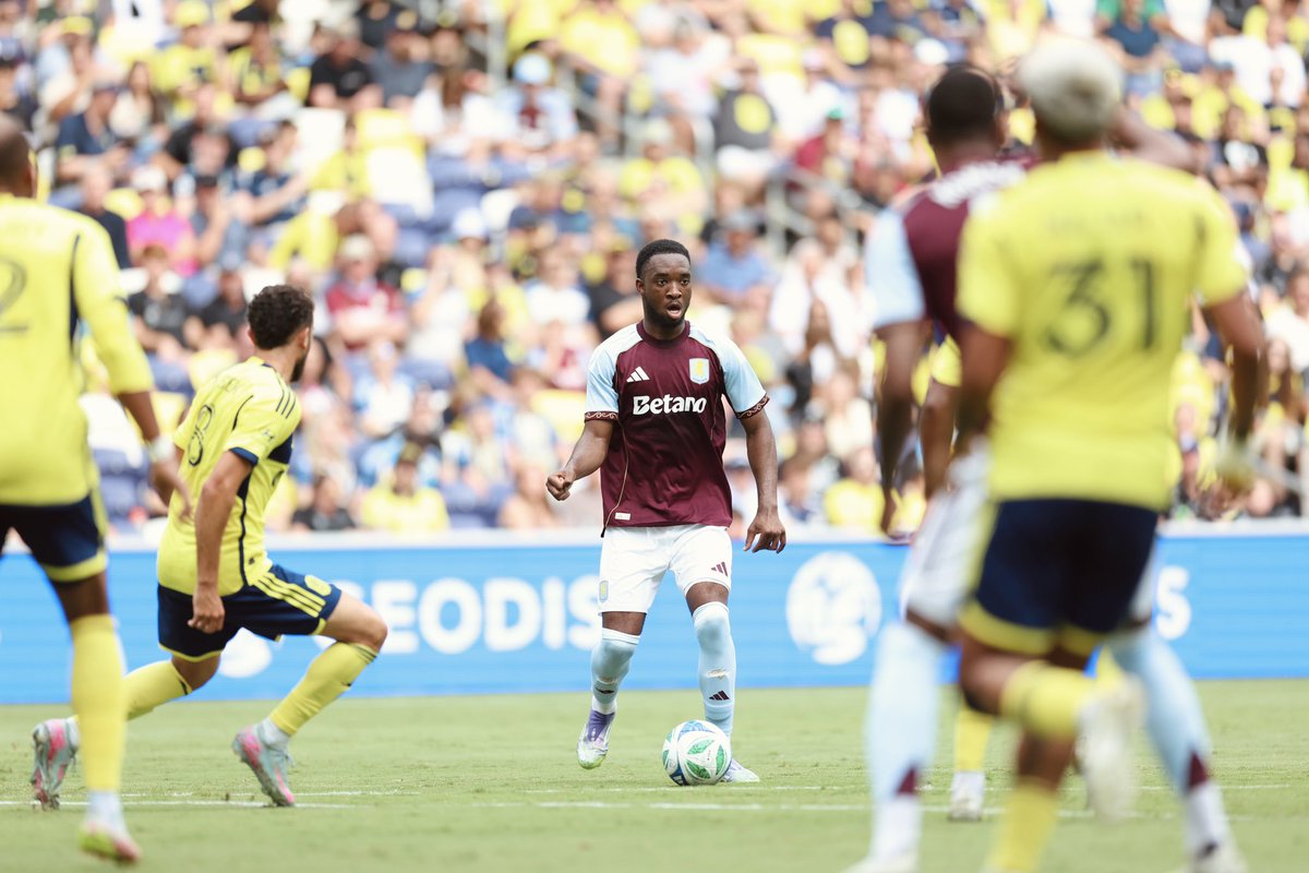 AstonVilla's tweet photo. Great time out there, today ✊

#AVFCUSA https://t.co/Ln7DA87rKw