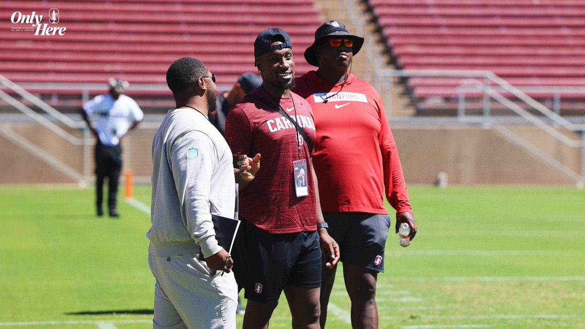 StanfordFball's tweet image. Great to see Cardinal alum Bob Whitfield, Andrus Peat and Aziz Shittu at practice today! 🌲
