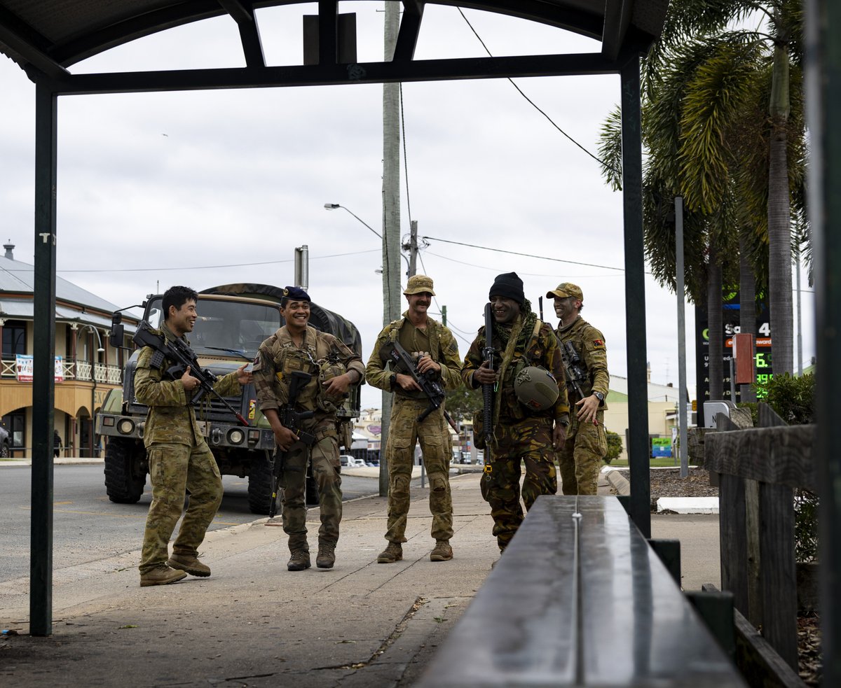 Soldiers from France, Papua New Guinea and the Philippines conducted a joint patrol through Charters Towers, Queensland. A stellar representation of their commitment to interoperability ✊ 

📷 LCPL Caitlyn Davill

#TS25 #TalismanSabre25 #StrongerTogether #OurPeople