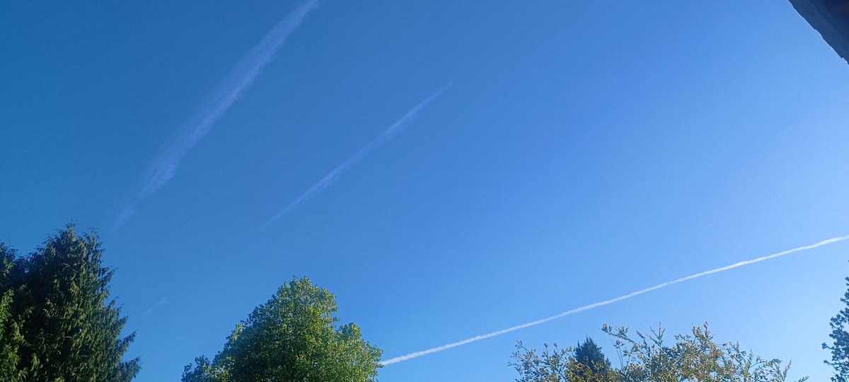 Never mind, scratch that last post. They started SPRAYING, in EVERY DIRECTION!