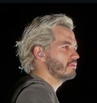 Cuando veo está foto de <a href="/jpvillamil8/">Juan Pablo Villamil</a> 
Dan  ganas de preguntarle como está? No como artista porque ellos siempre van a decir bien, sino como persona. Hay tanto detrás de la imagen de artista que no vemos.