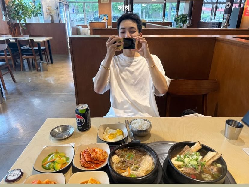 GOOD MORNING???! DK WITH JEONGHAN EVERYONE!!!