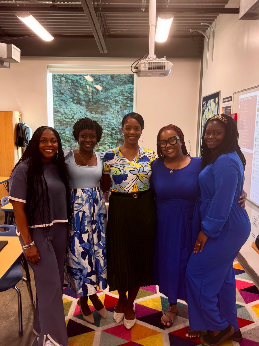 called2teach_'s tweet image. Open house was a MAJOR success for the fourth grade team. We’re looking forward to a phenomenal school year! 🥰✨💙