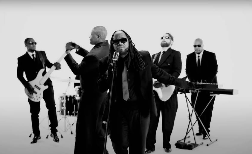 M1cha3l__'s tweet image. Watch The NEW #YG &amp;amp; #LeonThomas&quot;Lovers Or Friends&quot; Music Video
on-the-6th.blogspot.com/2025/08/yg-leo…