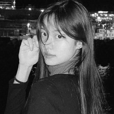 Garam bangs… garam bangs save me.. save me garam with bangs..