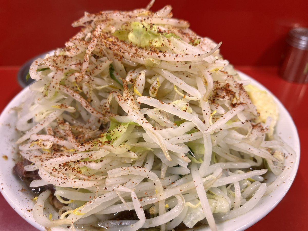 ラーメン二郎 越谷
小ラーメン 大蒜少し
野菜カラメ一味
久々でも美味しい
ごちそうさまです
いつもありがとうございます
67/88