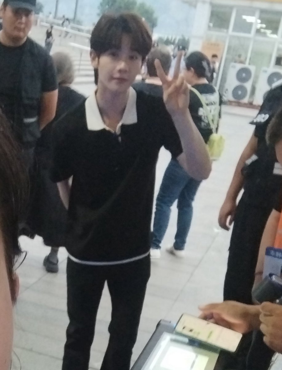 MOMMININE's tweet image. น่ารักกก ตัวเท่า 🤏🏻

MORNING 03 NNINE 
#นายท่านกรชิต   #GaoQingchen   
#Nine  #高卿尘  #小九高卿尘  
#นายกรชิต