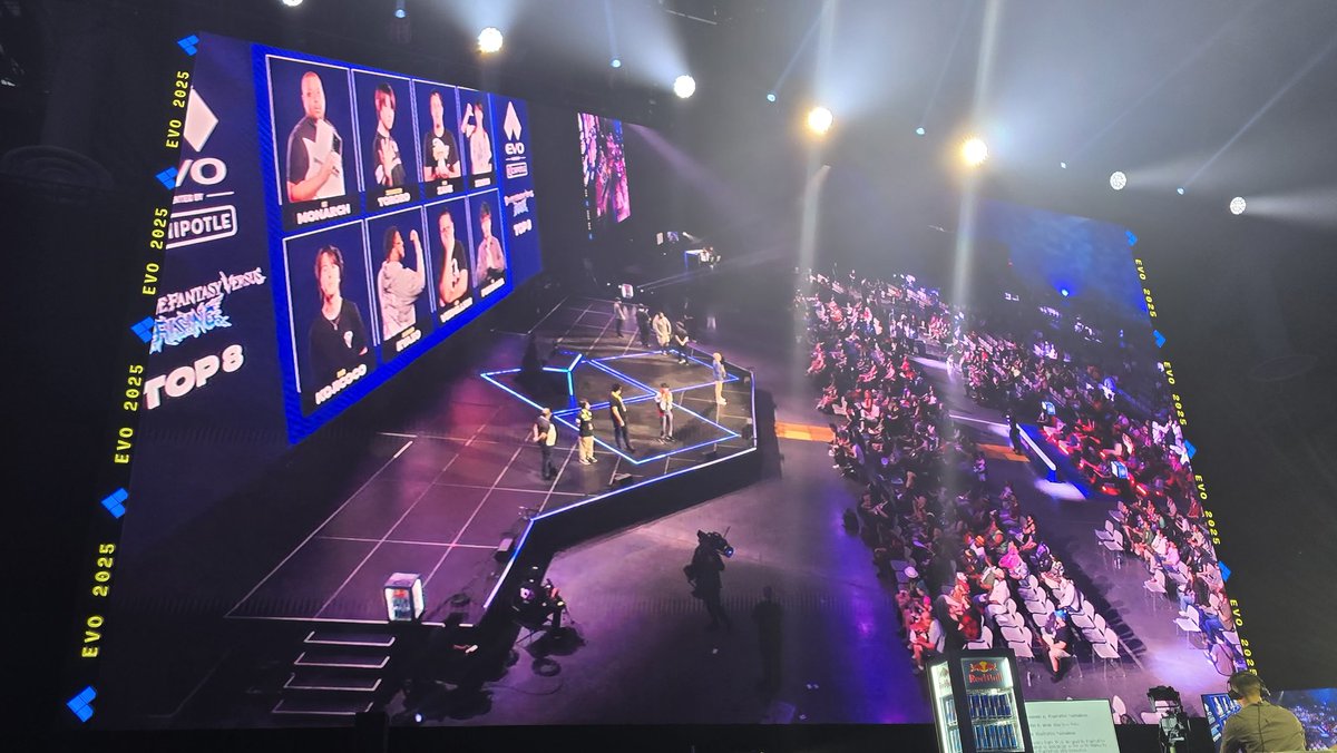 voice actors of sandalphon and metera at the arena bc they heard sandy and metera are both in EVO GBVSR Top 8