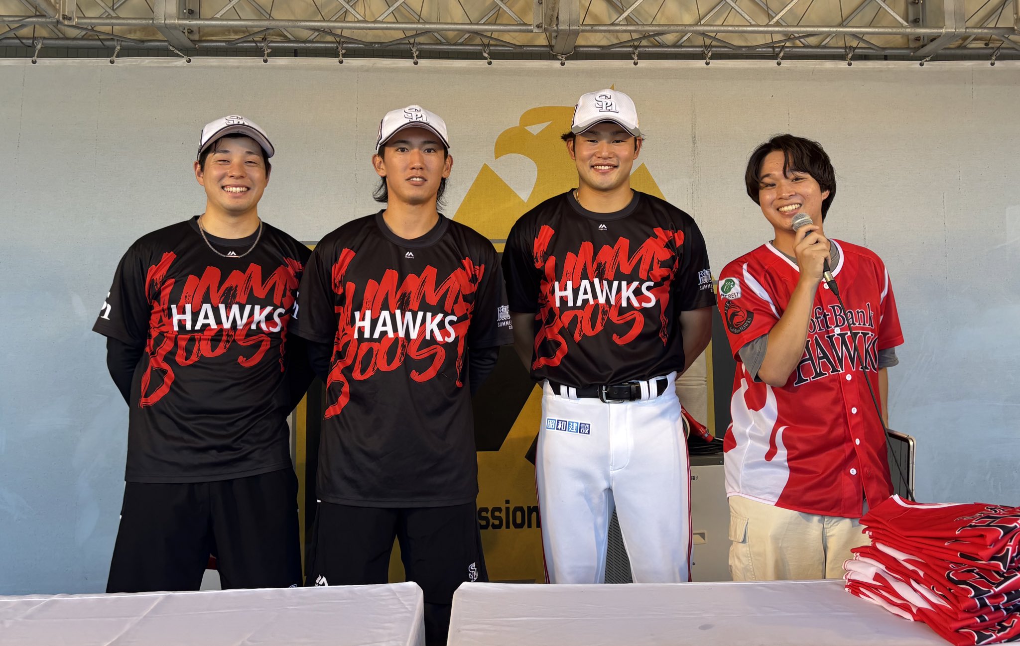 ホークスファンクラブ担当 (@HAWKS_FanClub) / X