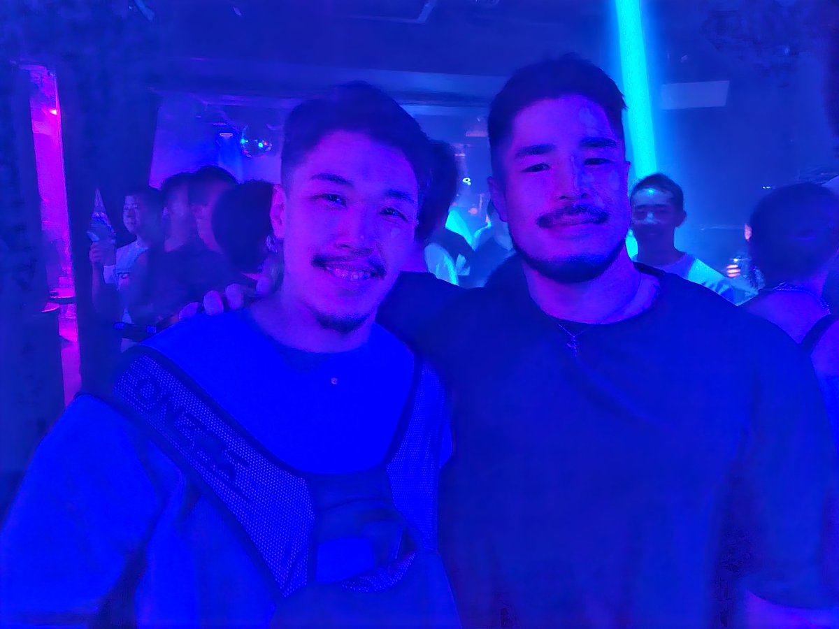 ラブダン💃

<a href="/yutobrave/">BRAVE</a> 
<a href="/lovedancin_aiso/">8/2sat Love Dancin @ AiSO</a>