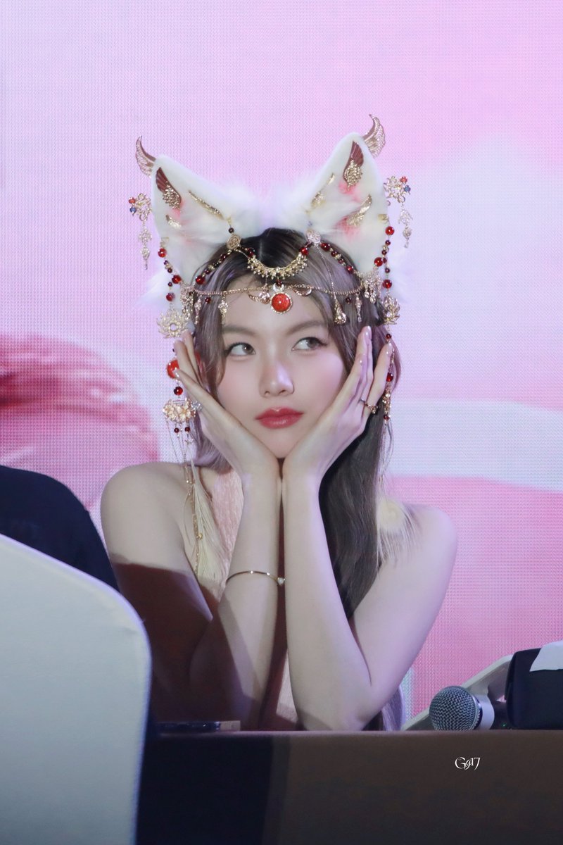 cuteeeee🫠🫠🫠

PROMISES FROM ORM BEYOND TIME
#ORMFanSignInGuangZhou