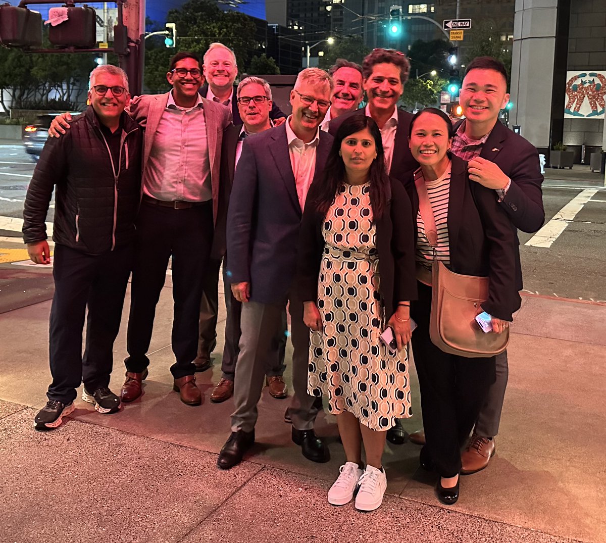 AST_LICOP's tweet image. Excited to see many of our #LICOP members yesterday at the #WTC2025 medical direct forum yesterday 

Please join us at #LICOP night out at📍Novela TODAY!  Start in 5 mins! 

maps.app.goo.gl/5jTVF7Eyn9HQ67…

@lindsayykingmd @HowardTLeeMD  #LiverTwitter