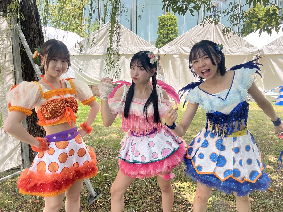 アップアップガールズ(2) にきちゃん (@uug2official) on Twitter photo 『TOKYO IDOL FESTIVAL 2025 supported by にしたんクリニック』
モーニング娘。大好きステージ!
@ SMILE😊GARDEN
高萩千夏 🩷<a href="/uug2_chinatsu/">高萩千夏 にきちゃん</a>
鍛治島彩 💙<a href="/uug2_kajishima/">鍛治島彩😑アップアップガールズ(2)🫶にきちゃん</a>
新倉愛海 🧡<a href="/uug2_ami/">新倉愛海 アップアップガールズ(2)</a>
#にきちゃん #TIF2025 『TOKYO IDOL FESTIVAL 2025 supported by にしたんクリニック』
モーニング娘。大好きステージ!
@ SMILE😊GARDEN
高萩千夏 🩷<a href="/uug2_chinatsu/">高萩千夏 にきちゃん</a>
鍛治島彩 💙<a href="/uug2_kajishima/">鍛治島彩😑アップアップガールズ(2)🫶にきちゃん</a>
新倉愛海 🧡<a href="/uug2_ami/">新倉愛海 アップアップガールズ(2)</a>
#にきちゃん #TIF2025