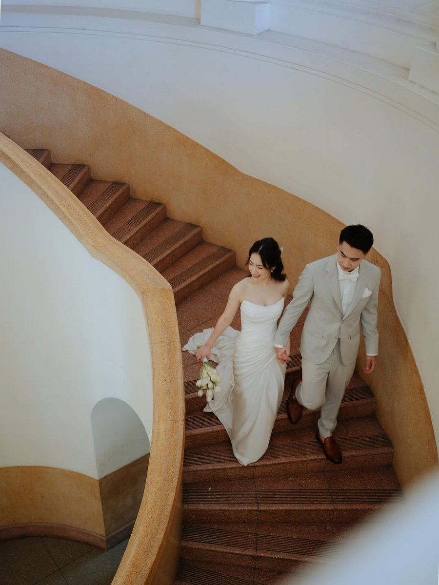 craigansibin's tweet photo. Officially Mr. And Mrs. Goh 💍

Congratulations Goh Sze Fei and Yoke Shan on your marriage registration!