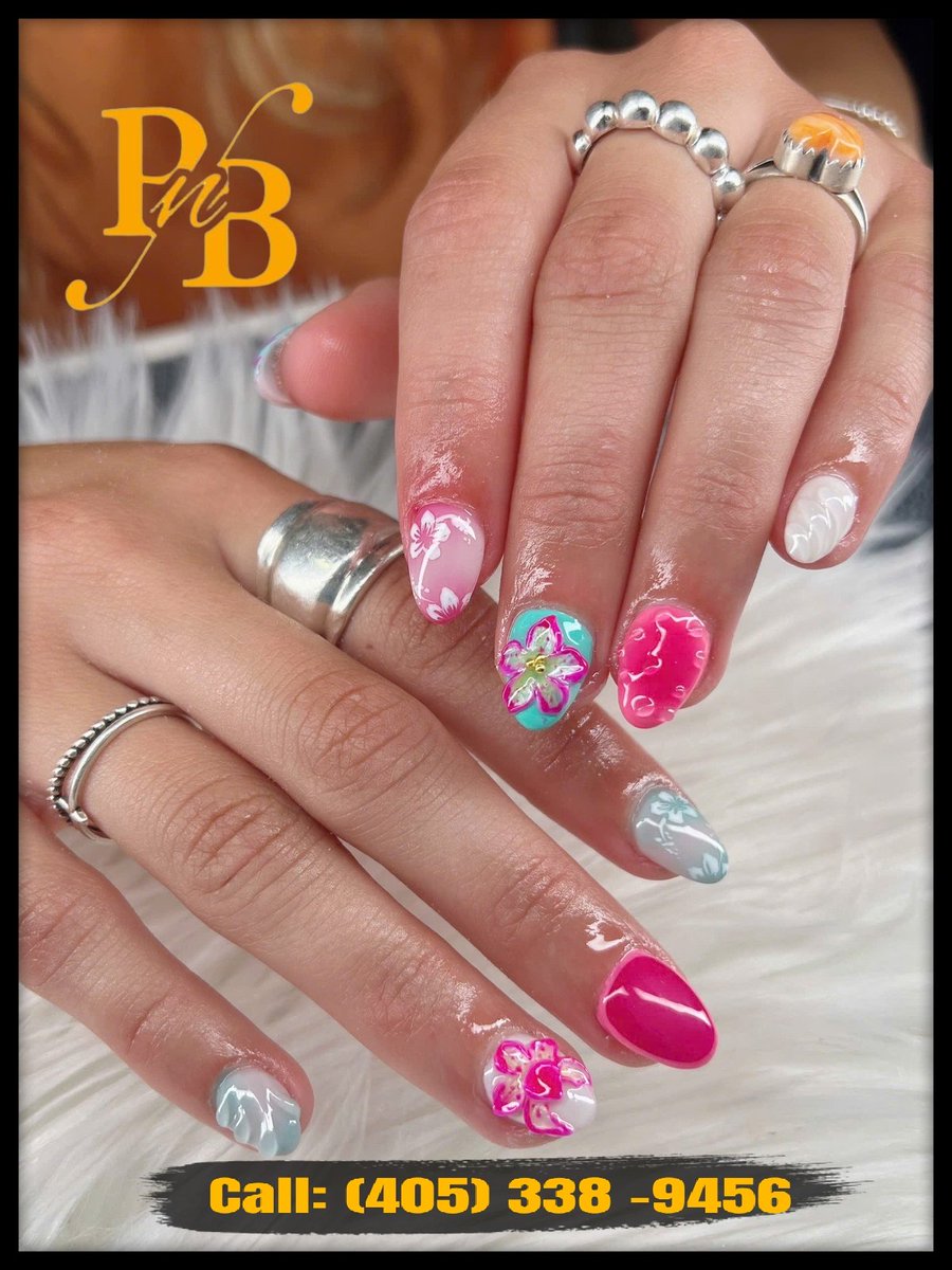 📍 Book your appointment today at poshnailbars.com or visit us in Stillwater!

#NailArt #PoshNailBar #ManicureMagic #NailDesign #SelfCare