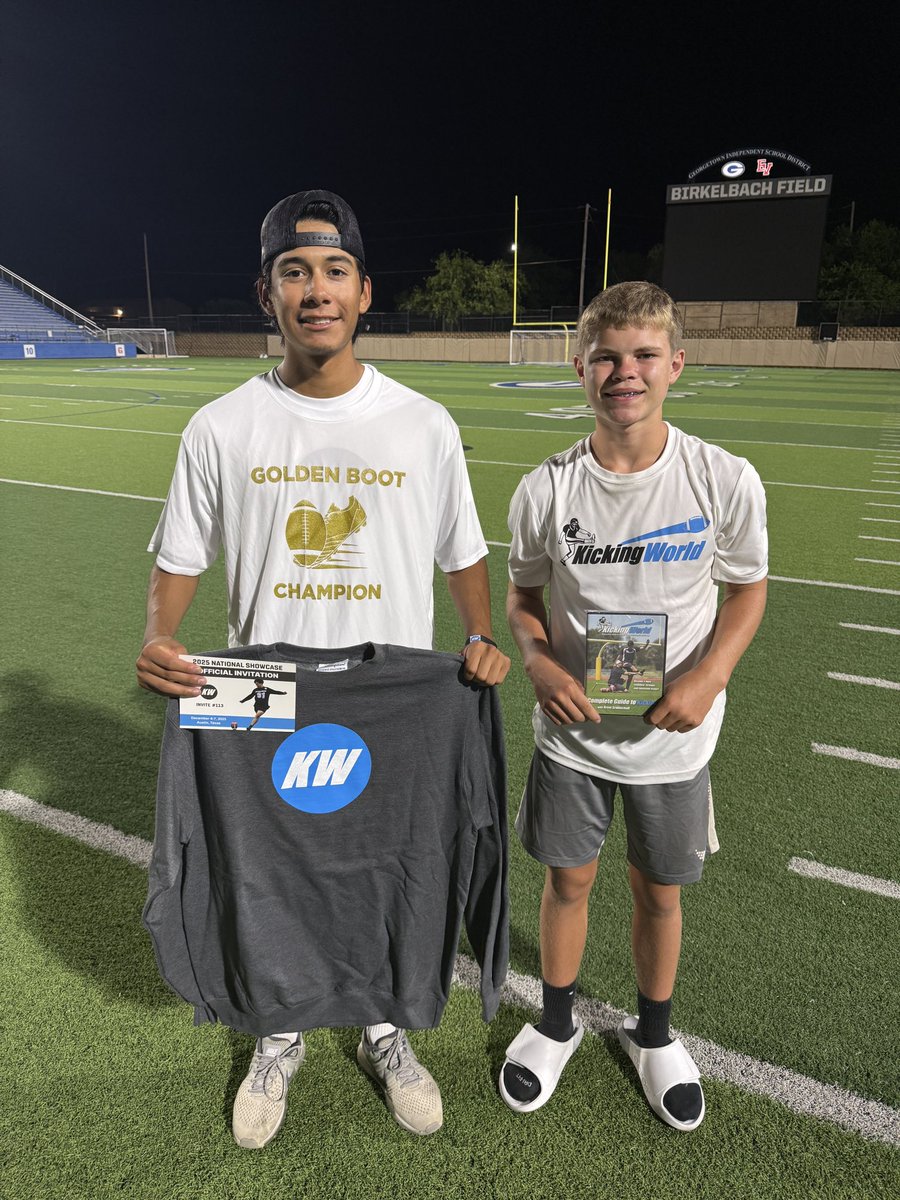 Sebastian tweet media