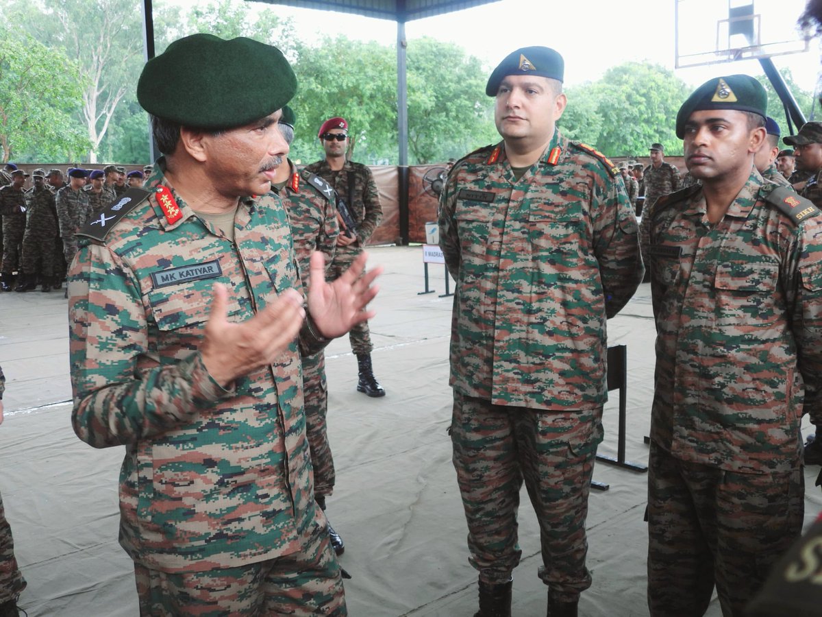westerncomd_IA's tweet image. #StrongAndCapable 

Lt Gen #ManojKumarKatiyar, PVSM, AVSM, #ArmyCommander, #WesternCommand, reviewed operational preparedness at Tibri Military Station, commending troops for their stellar efforts &amp;amp; high readiness to prosecute operations in the  challenging obstacle-ridden…