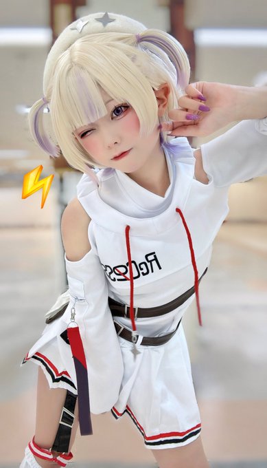 Twitterのコスプレ画像2