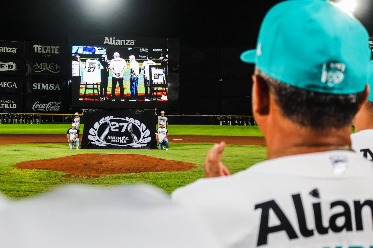 "EMOTIVO RETIRO DEL 27 DE SARAPEROS, EN TRIUNFO DE TECOS" ⚾️

📝saraperos.com.mx 

saraperos.com.mx/noticia/emotiv…