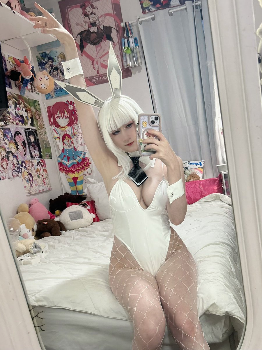 last of blanc for now (until my photoshoot) hope you had a happy bunny day #NIKKE #NIKKEcosplay