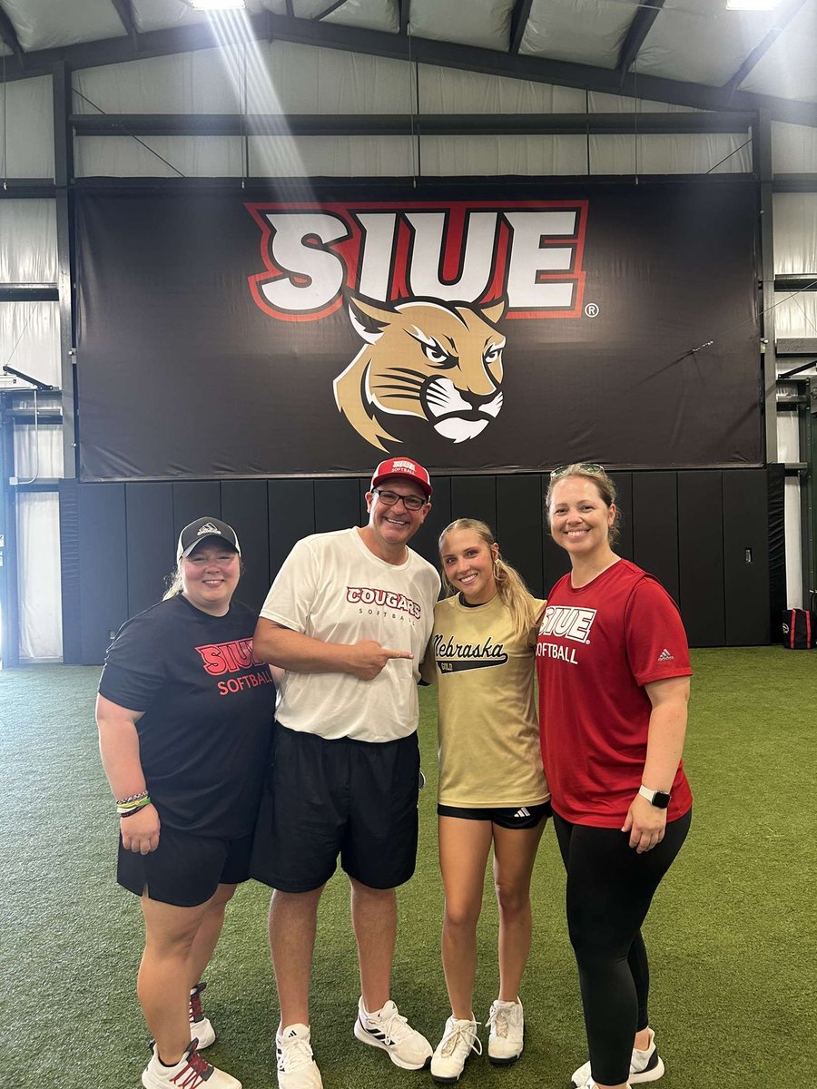 Becca (@beccadinkelman) on Twitter photo Huge thank you to the <a href="/SIUESB/">SIUE Softball</a> for such an amazing camp! I learned so much from the coaches/players! I also loved getting to know the coaches and players!
<a href="/CoachSorden/">Ben Sorden</a> Huge thank you to the <a href="/SIUESB/">SIUE Softball</a> for such an amazing camp! I learned so much from the coaches/players! I also loved getting to know the coaches and players!
<a href="/CoachSorden/">Ben Sorden</a>
