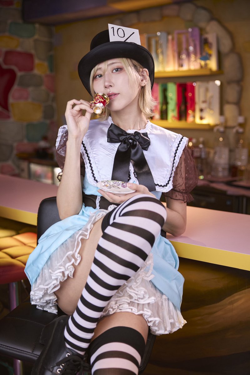 絶世のインペリアルドール (@mybnplove) on Twitter photo ♦•♣︎•━━━━
絶世のワンダーランド
━━━━•♠︎•♥︎
🏰 <a href="/AlicexAlice_Tea/">Alice × Alice アリス×アリス 秋葉原コンカフェ</a>
📷 <a href="/cozy1215/">𝒄𝒐𝒛𝒚📷コスプレ撮る人</a>
👸🏻 <a href="/otamabomber/">おたまボンバー🔥</a>
⏱ <a href="/kanon_uehr/">上原 栞音【爆音少女症候群Ø】</a>
👀 <a href="/setsukoyuragi/">遊楽木節子</a>
🎩 <a href="/mitoumio/">美東澪🐈🐈⬛7/25ギルガメ生誕🐈🐈⬛🍜</a> ♦•♣︎•━━━━
絶世のワンダーランド
━━━━•♠︎•♥︎
🏰 <a href="/AlicexAlice_Tea/">Alice × Alice アリス×アリス 秋葉原コンカフェ</a>
📷 <a href="/cozy1215/">𝒄𝒐𝒛𝒚📷コスプレ撮る人</a>
👸🏻 <a href="/otamabomber/">おたまボンバー🔥</a>
⏱ <a href="/kanon_uehr/">上原 栞音【爆音少女症候群Ø】</a>
👀 <a href="/setsukoyuragi/">遊楽木節子</a>
🎩 <a href="/mitoumio/">美東澪🐈🐈⬛7/25ギルガメ生誕🐈🐈⬛🍜</a>