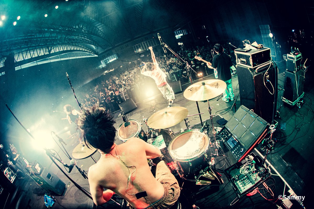 NEW HORIZON FEST (@newh0riz0nfest) on Twitter photo ✨Thank you✨
2025.08.03(Sun) @幕張メッセ
Good Grief(<a href="/GOODGRIEFJP/">Good Grief🦋</a>)
Live at NEWHORIZONFEST
photo by
ヤマダマサヒロ
#Sammy
#NEWHORIZONFEST
#ニューホラ
#GoodGrief ✨Thank you✨
2025.08.03(Sun) @幕張メッセ
Good Grief(<a href="/GOODGRIEFJP/">Good Grief🦋</a>)
Live at NEWHORIZONFEST
photo by
ヤマダマサヒロ
#Sammy
#NEWHORIZONFEST
#ニューホラ
#GoodGrief