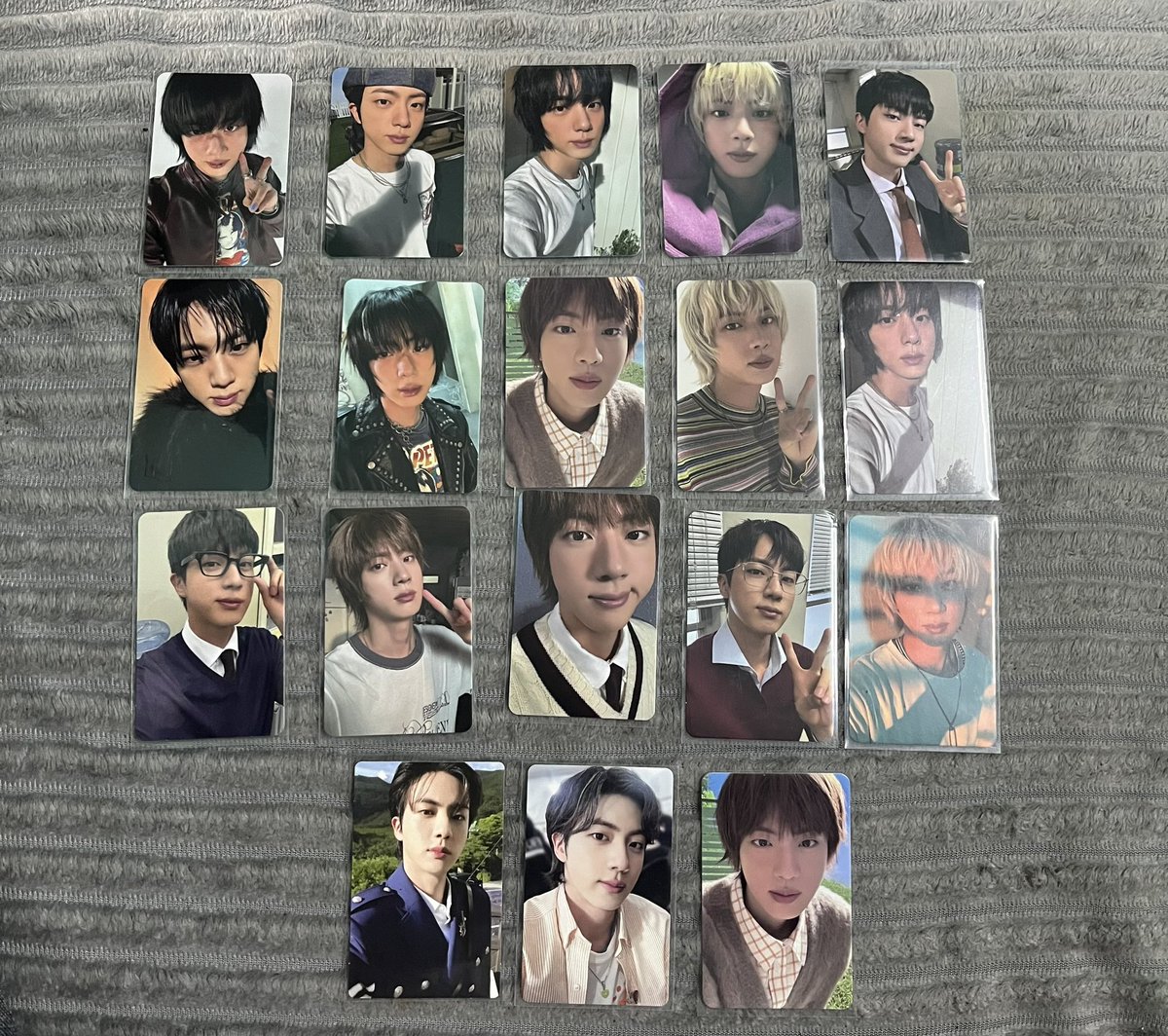 hello guys!! selling my seokjin album pc dupes! is anyone interested?  dm me if interested! thank you!🫶

wts lfb seokjin jim albumb pcs echo happy ptd photo-folio me, myself and jin