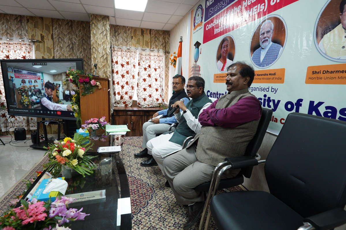 Dharmendra Pradhan (@dpradhanbjp) on Twitter photo An absolute delight to interact with students of <a href="/cukmrofficial/">Central University of Kashmir</a>.
They had dynamic and vibrant ideas for Viksit Bharat. Happy to learn that the students are keen to learn in Indian languages and also promote Kashmiri languages. Encouraged them to think big, take pride in our An absolute delight to interact with students of <a href="/cukmrofficial/">Central University of Kashmir</a>.
They had dynamic and vibrant ideas for Viksit Bharat. Happy to learn that the students are keen to learn in Indian languages and also promote Kashmiri languages. Encouraged them to think big, take pride in our