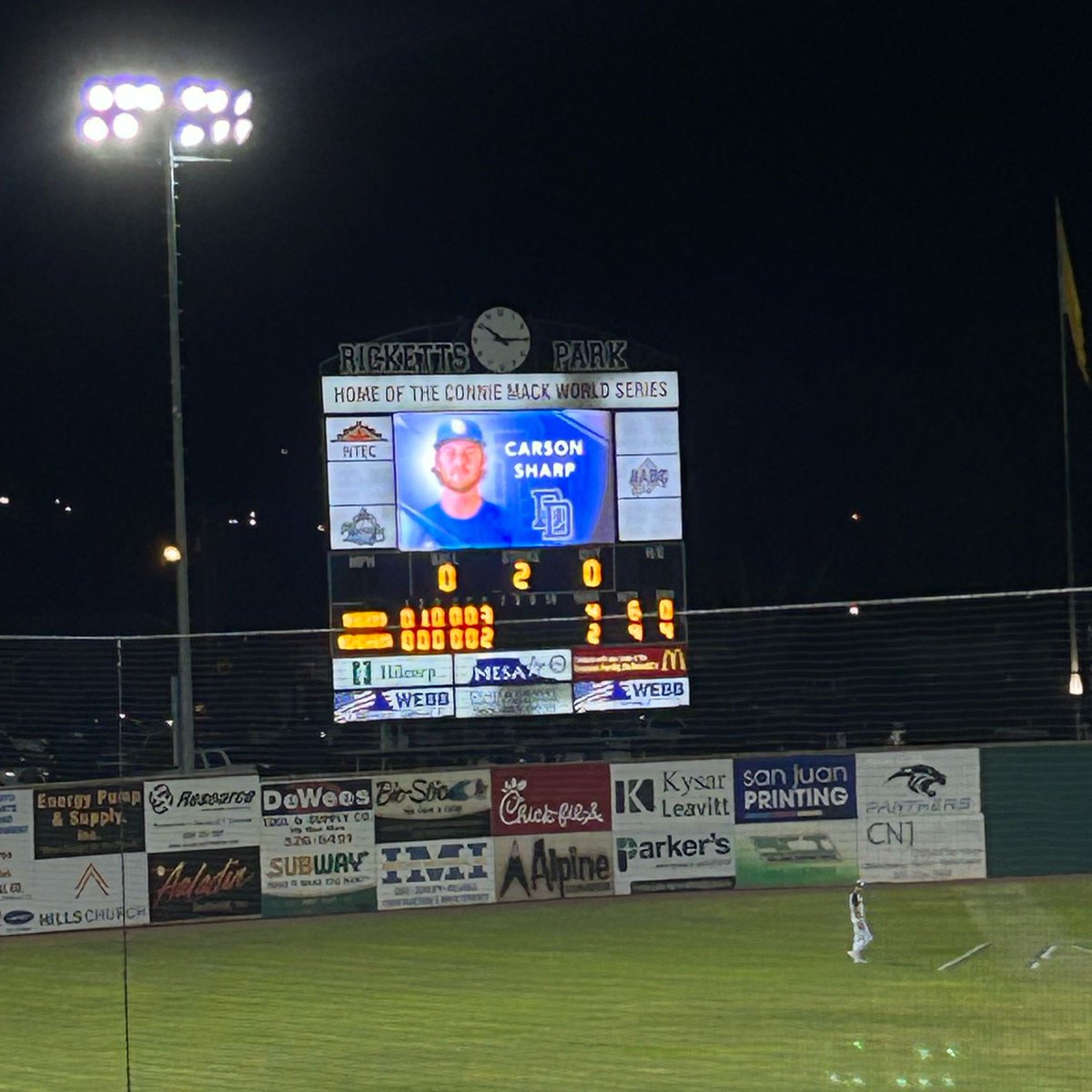 Top of the 7th and the Renegades have picked it up a bit with a score of 4-2 Dodgers! Looks like it’ll be a good last few innings