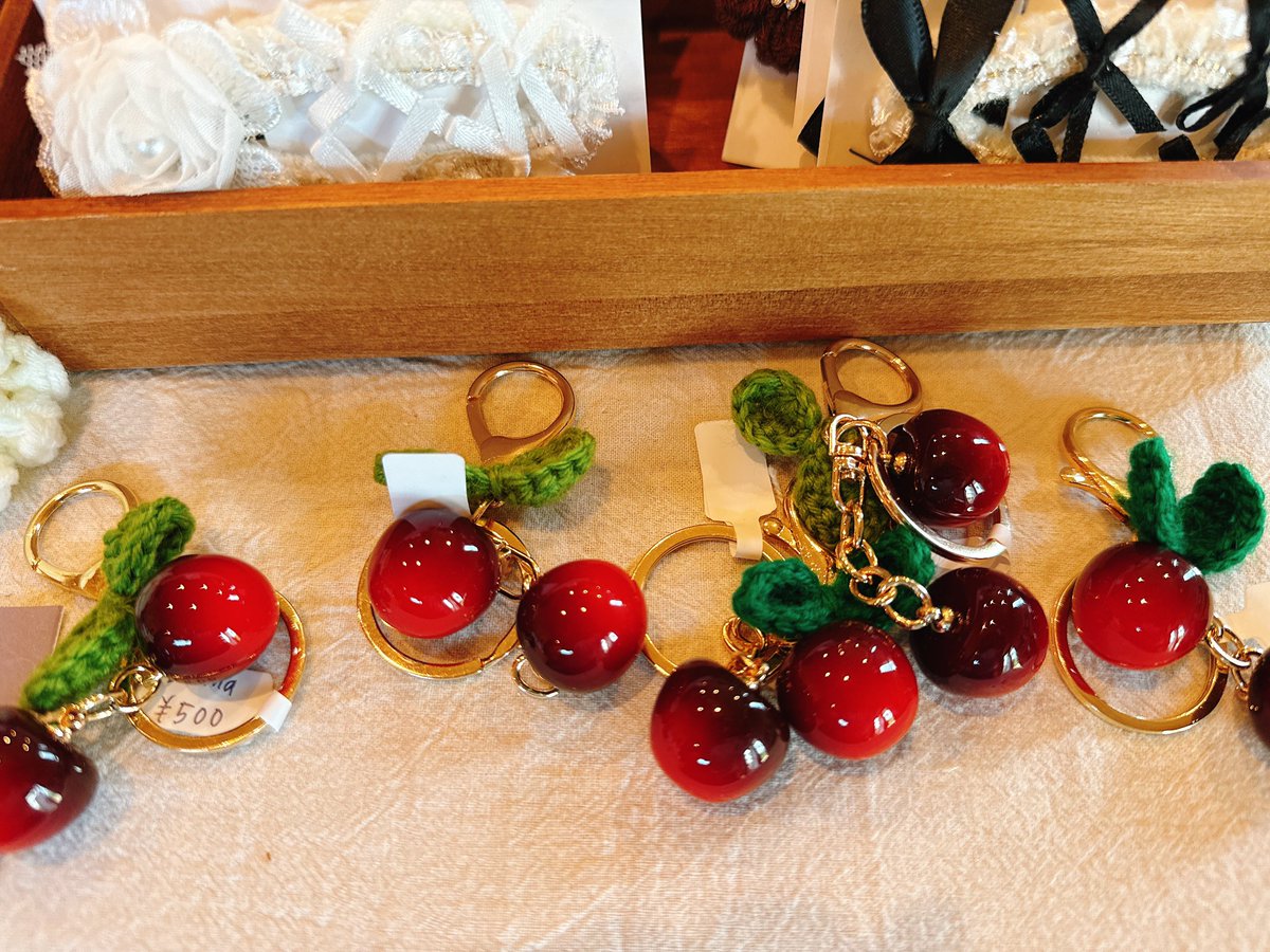 fujihappyspot's tweet photo. 富士市中里のカフェ1518さん敷地工房にて月に3日間開催『Open Atelier』 本日最終日！8月と9月は16名の作家さんのハンドメイドフェアです。9月は4日から

#富士市
#カフェ1518
#OpenAtelier
#ハンドメイド https://t.co/EgpIiXU07j