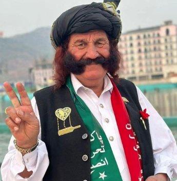 وزیرستان سے تعلق رکھنے والے پی ٹی آئی اور عمران خان کے دیرینہ کارکن مستان خان کی وفات پر دل رنجیدہ ہے،
اللہ پاک مستان خان کی مغفرت فرمائے، آمین