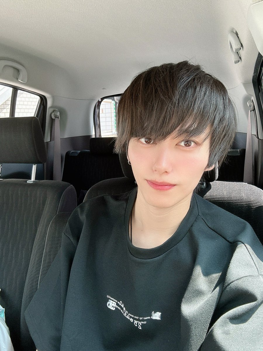 おはようございます☀️
先月も皆様のおかげでランクインできました☺️
こんなあおを応援していただけている皆様、感謝でしかありません😭😭
本当にありがとうございます🥰✨
8月までは多分フル出勤で？頑張らせていただこうと思っております😉
