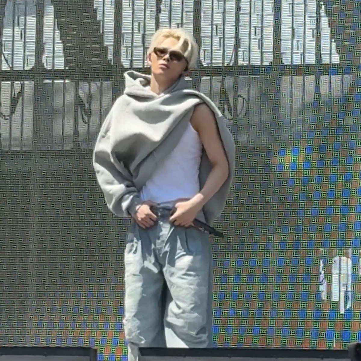 120809gallery's tweet image. low quality but you’re hoonki 🫠

#SUNGHOON #NI_KI