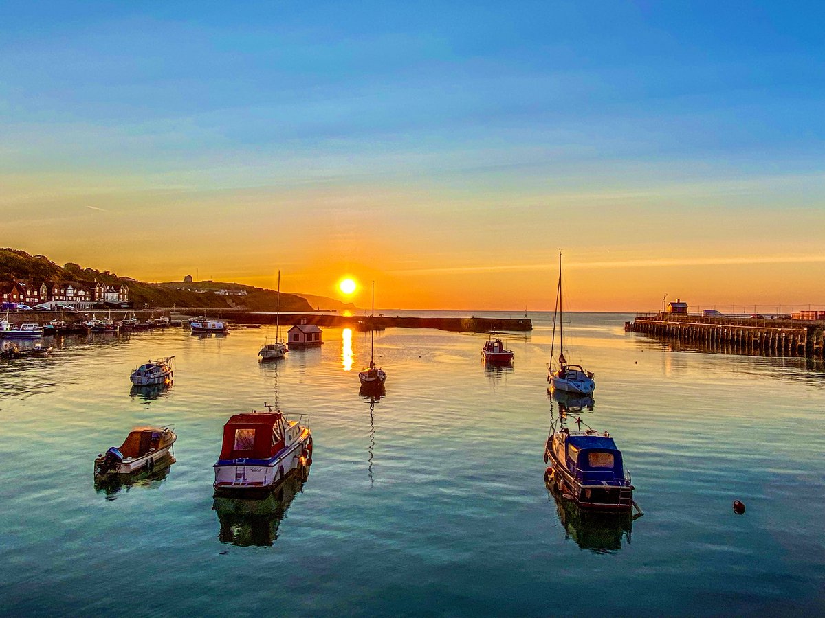 steven collis 📸 (@tintininkent) on Twitter photo Good morning from #folkestone #kent <a href="/VisitKent/">Visit Kent</a> <a href="/metoffice/">Met Office</a> <a href="/itvweather/">ITV Weather</a> <a href="/BBCRadioKent/">BBC Kent</a> <a href="/BBCWthrWatchers/">BBC Weather Watchers</a> <a href="/KristyStewardWx/">Kristy Steward</a> <a href="/CommunityAd/">CommunityAd Ltd</a> Good morning from #folkestone #kent <a href="/VisitKent/">Visit Kent</a> <a href="/metoffice/">Met Office</a> <a href="/itvweather/">ITV Weather</a> <a href="/BBCRadioKent/">BBC Kent</a> <a href="/BBCWthrWatchers/">BBC Weather Watchers</a> <a href="/KristyStewardWx/">Kristy Steward</a> <a href="/CommunityAd/">CommunityAd Ltd</a>