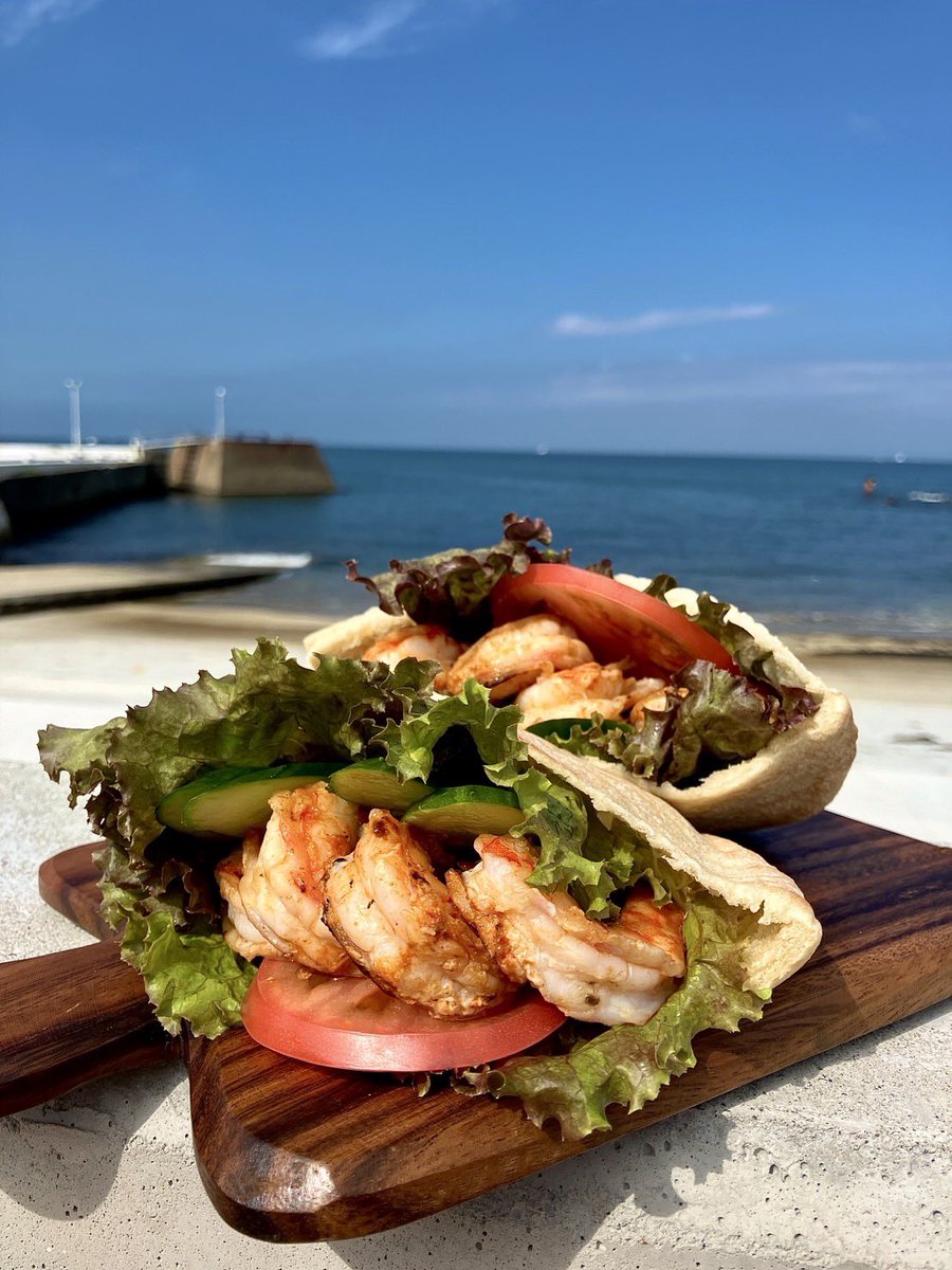 明日から平日限定の新メニュー登場！ その名も「シュリンプピタパン