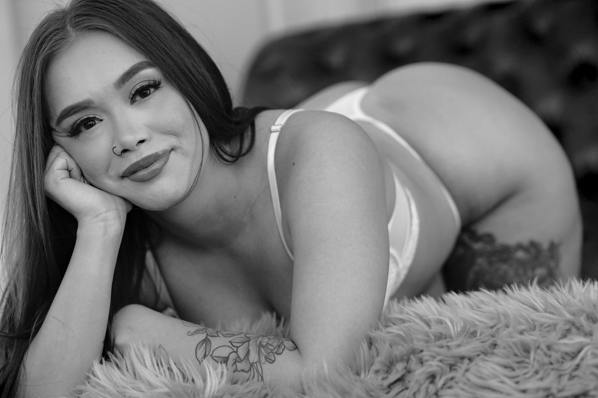 Boudoirpov (@boudoirpov) on Twitter photo Sundays are for Lingerie 🤍
<a href="/NyaLumiere/">Nya Lumière</a>
<a href="/milehighhotmama/">Colorado Hotties</a> <a href="/BoudoirBeauties/">Boudoir Beauties</a>
#sundayvibes #lingerie #sensual #curves #prettyeyes #blackandwhite #blackandwhiteboudoir #boudoirbeauty #boudoirphoto #boudoirphotography #coloradoboudoir Sundays are for Lingerie 🤍
<a href="/NyaLumiere/">Nya Lumière</a>
<a href="/milehighhotmama/">Colorado Hotties</a> <a href="/BoudoirBeauties/">Boudoir Beauties</a>
#sundayvibes #lingerie #sensual #curves #prettyeyes #blackandwhite #blackandwhiteboudoir #boudoirbeauty #boudoirphoto #boudoirphotography #coloradoboudoir