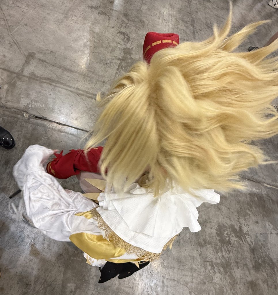 #코스어_𝕏친소 #코스어_트친소 #일페_𝕏친소 
일페 토요일 별의 왕 훌라발루로 다녀왔습니다!!
오인격 본진이고 울코도 가요 👉👈 
레전드 밤티였지만 너무 재밌었어요