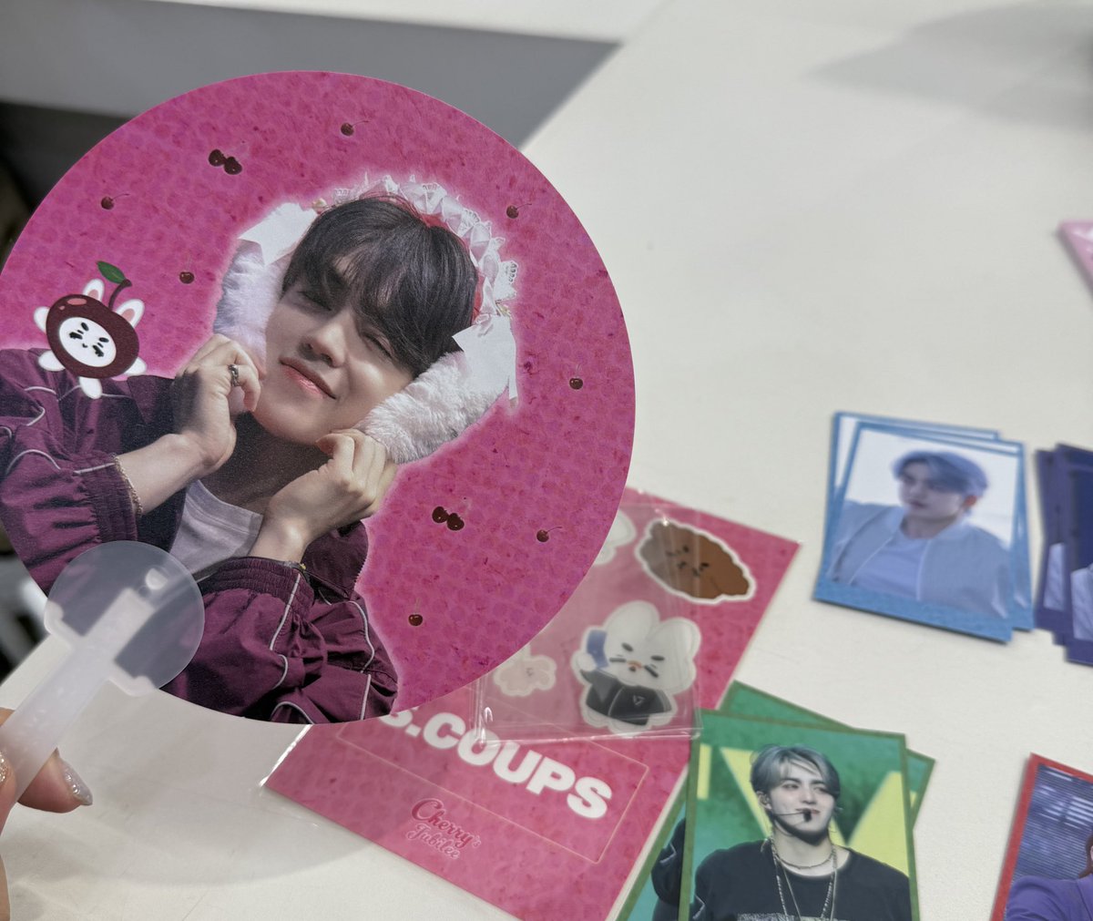 🍒 바이아스 

생카의 첫 시작점은 언제나 바이아스🎶
마침 스탬프랠리 참여 생카기도 하여 승철이 가득한 곳에서 힐링 겸 도파민 충족 등등!
승철이와 쵯체리, 하나마루가 가득한 곳이라 더할나위 없이 행복했답니다❤️

#체리의_31번째_주빌리
<a href="/secretcastle88/">SECRET CASTLE</a>