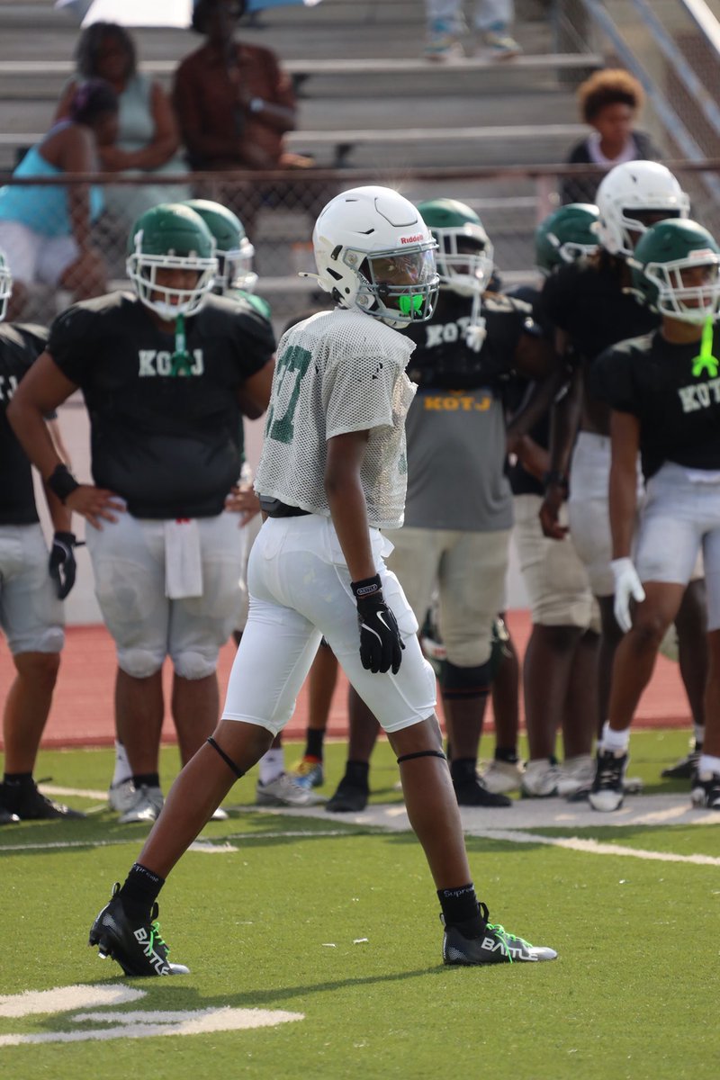 ayesampp's tweet image. Had a great intra-squad scrimmage here is a few pics