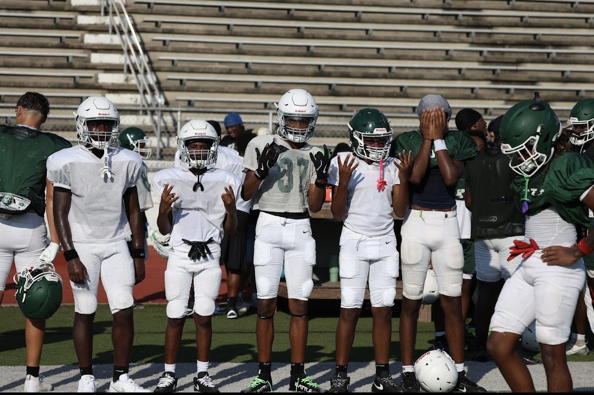 ayesampp's tweet image. Had a great intra-squad scrimmage here is a few pics