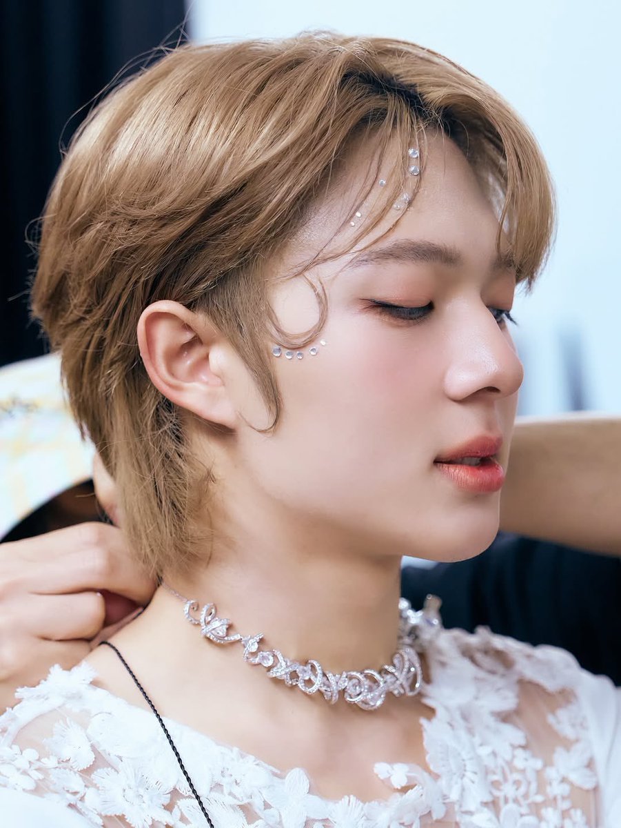 นุนิวคือยัยคนสวยขาสุด ๆ สวยแซ่บโซ๊ะตัวแม่