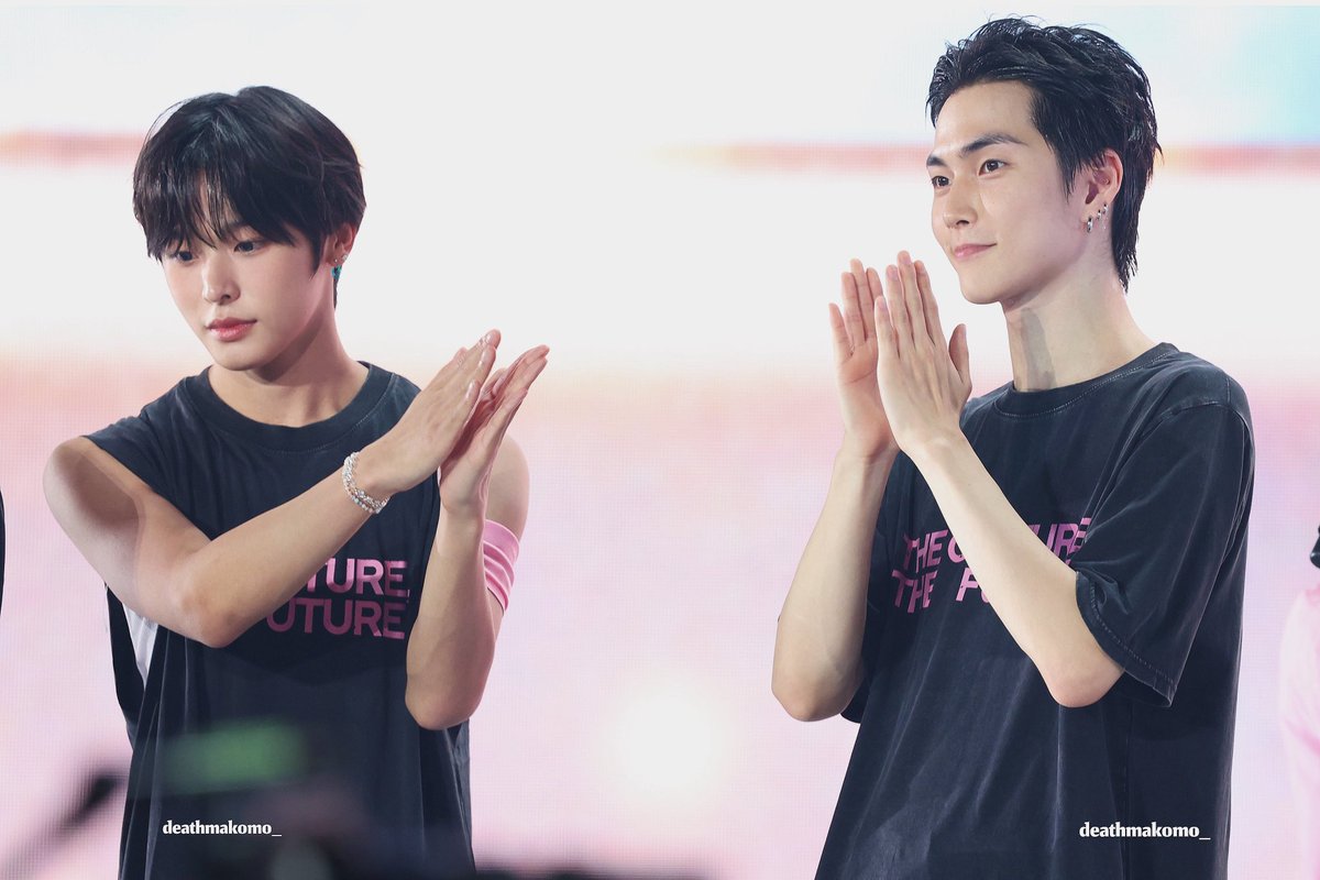 250809 SMTOWN Tokyo D1

スンハン元気で何よりだよー
りくちゃんありがとね✨️👼🏻🪽

#スンハン #XngHan #승한
#りく #라쿠 #RIKU