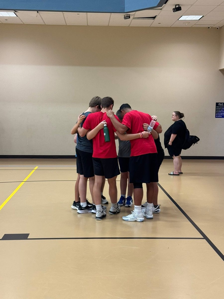 Appreciate our kids <a href="/CasonCook10/">Cason Cook</a>, Dominic Baxter, Colton Cook and <a href="/Leo_Coker07/">Leonidas</a> helping out at FBC Lakeside Hoops for Hope Basketball Camp <a href="/azleathletics/">azleathletics</a> <a href="/azleisd/">Azle ISD</a>