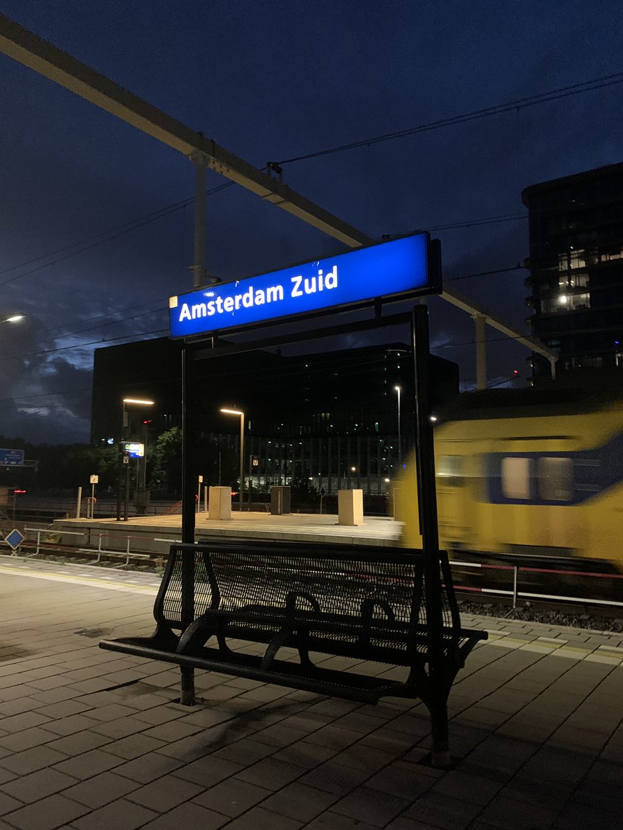 ellatulipe's tweet photo. catching train not feeling 🥲 https://t.co/ie4feVHGdr