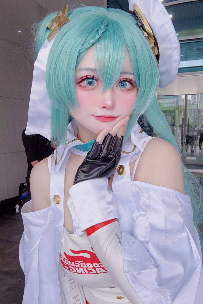 #일페_후기

토요일 샤먼 허망 일요일 레이싱미쿠로 다녀왔습니다! 다들 더운날씨에 너무너무 수고많으셨고 함께해준 친구들 넘넘 고마버요😍💕
담에 또 같이놀자!!
다음행사는.. 다음주 울코…🤩🔫