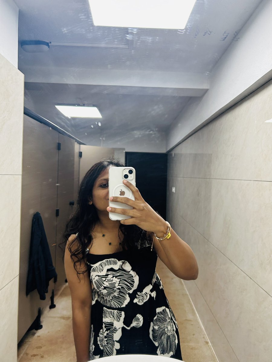IamVShilpa's tweet photo. Pre birthday Celebration 🤍🤌

This year birthday has came Early ✨
Blessed 🥹

#Coffeetatava #Trivik #Deviramma Temple Bindaga 🤌 https://t.co/KLOgp29FEd
