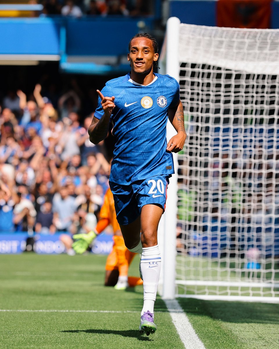 The feeling of being a <a href="/ChelseaFC/">Chelsea FC</a> fan ☺☺
